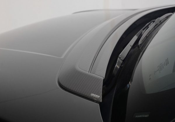 Startech Range Rover Carbon Fiber Bonnet Vent