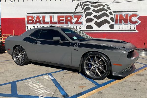 22" Forgiato Tec S2 Wheel and Tyre Package