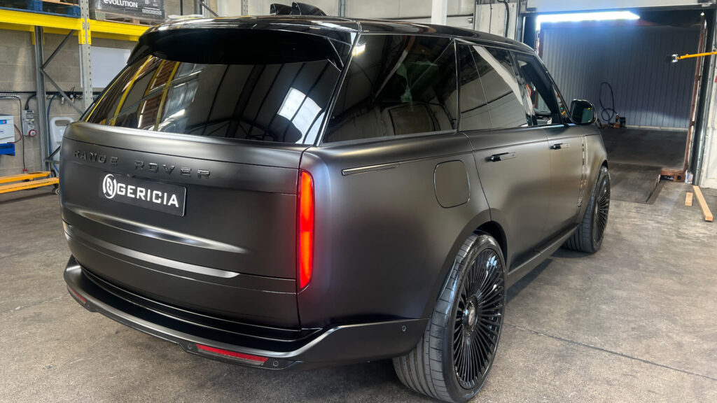 Range Rover Exporter UK | Trusted Vehicle Export Specialists Since 1995